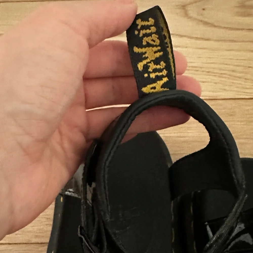 Dr. Martens Blair patent leather sandals size 9 - Picture 7 of 15